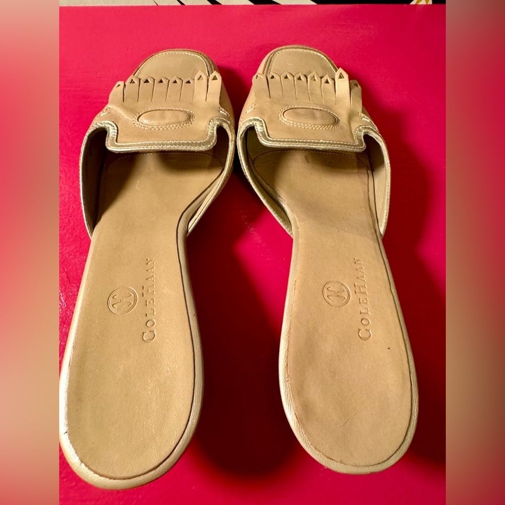 Vintage Cole Haan Beige Leather Fringed Kiltie Kitten Heel Square Toe Shoe - Picture 4 of 6